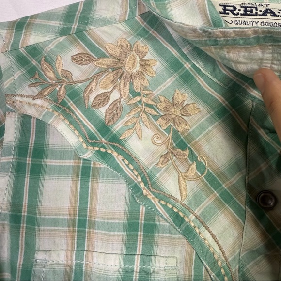 ARIAT REAL Button Snap Shirt - Picture 5 of 11